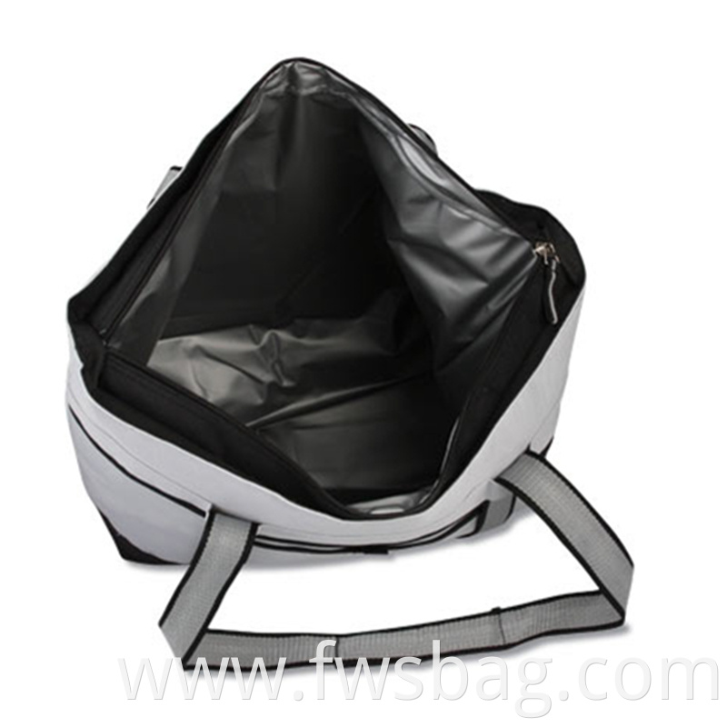 Custom Large Jumbo Waterproof EVA Lining Outdoor Shoulder Insulated Fish Cooler Bag For Seafood